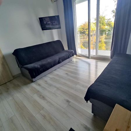 1110 Smialego 39 - Tanie Pokoje W Apartamencie - Samodzielne Zameldowanie - Self Check In 포즈난 외부 사진