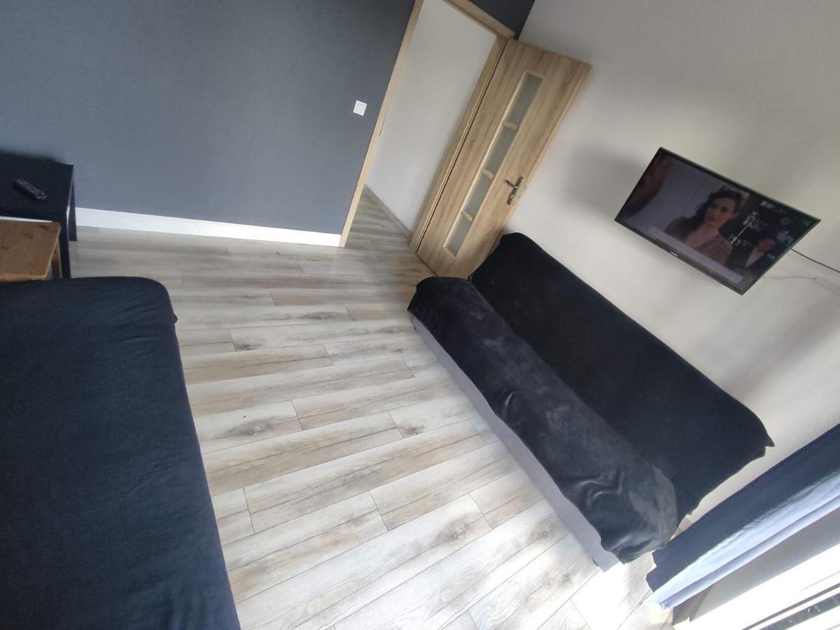 1110 Smialego 39 - Tanie Pokoje W Apartamencie - Samodzielne Zameldowanie - Self Check In 포즈난 외부 사진